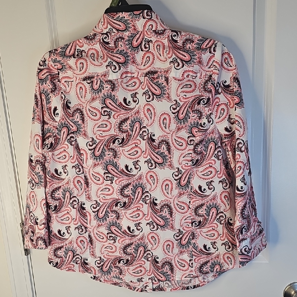 Basic Editions Pink and Black Paisley Button Down Shirt - Picture 3 of 8
